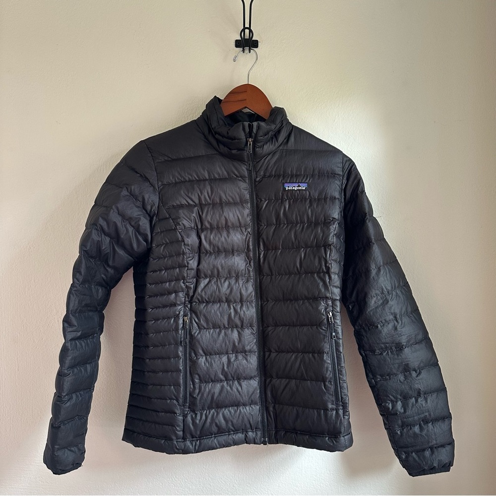 Patagonia Black Women's Down Sweater Jacket